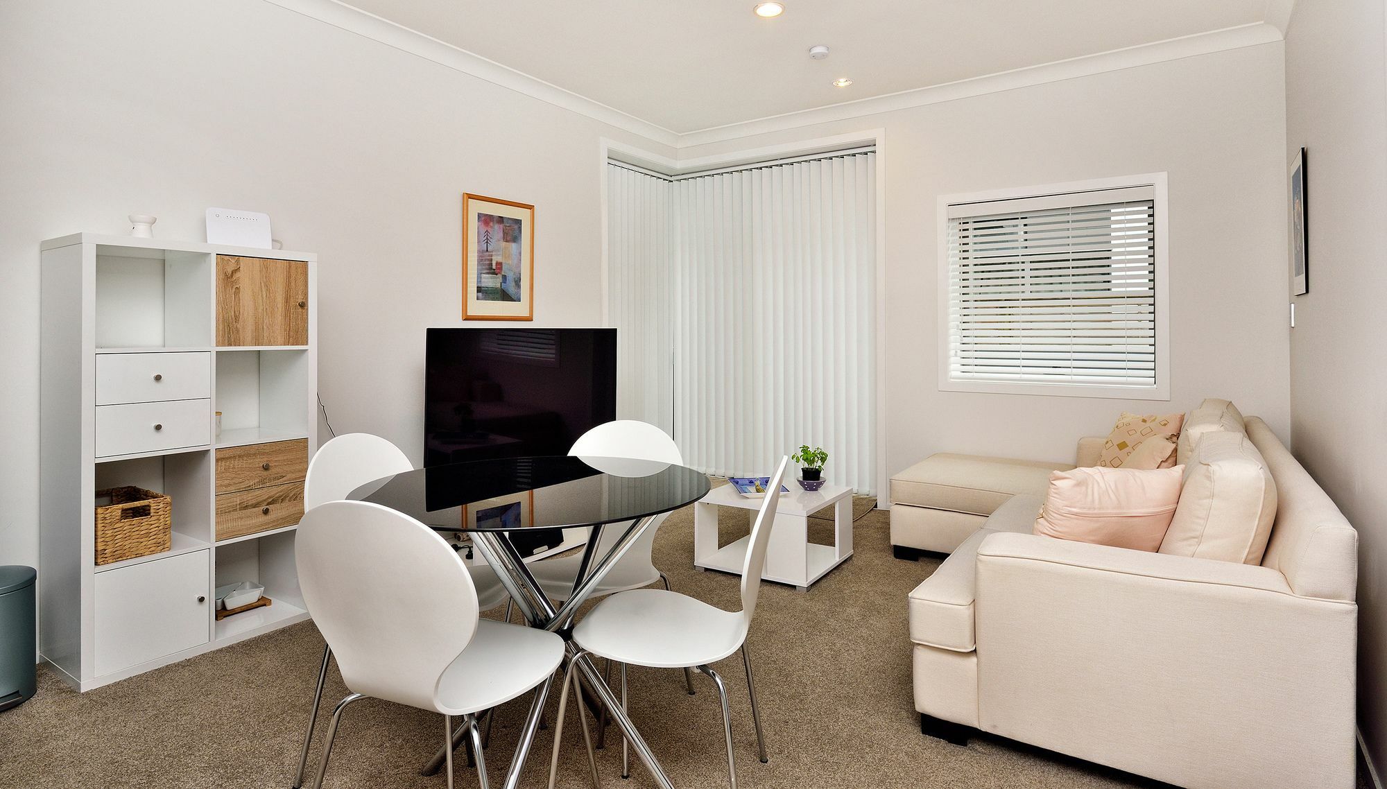Center Furnished Apartment Auckland