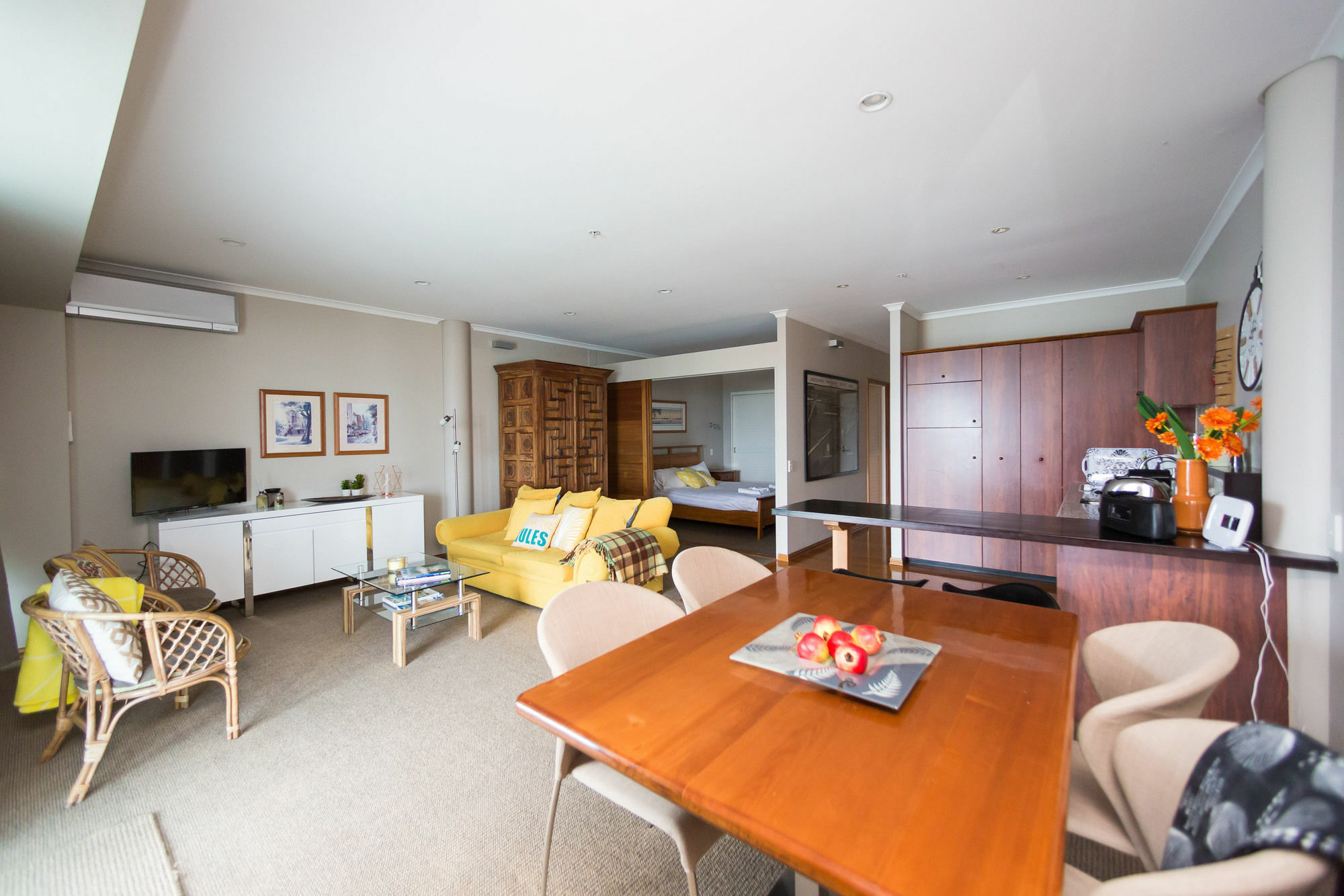 Fabulous Waterfront Apartment *