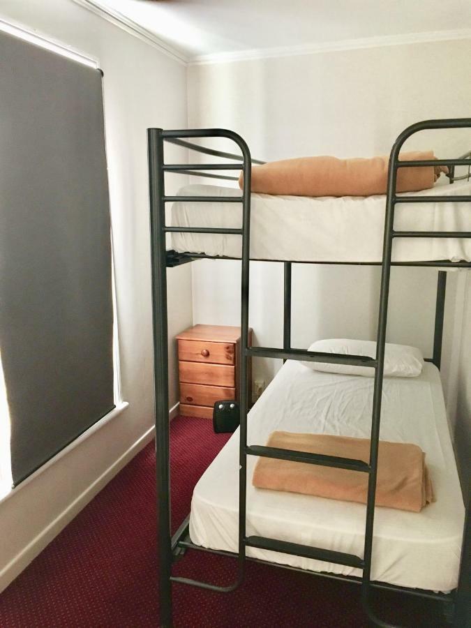 Hostel Freemans Backpackers