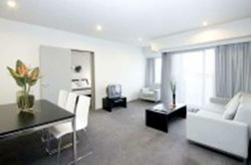 Quest Ponsonby Serviced Aparthotel