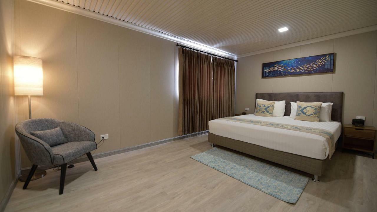 Regal Residency 4*