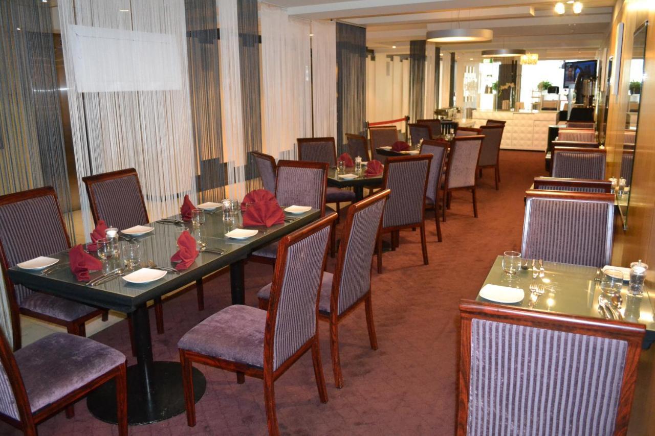 The Quadrant & Auckland