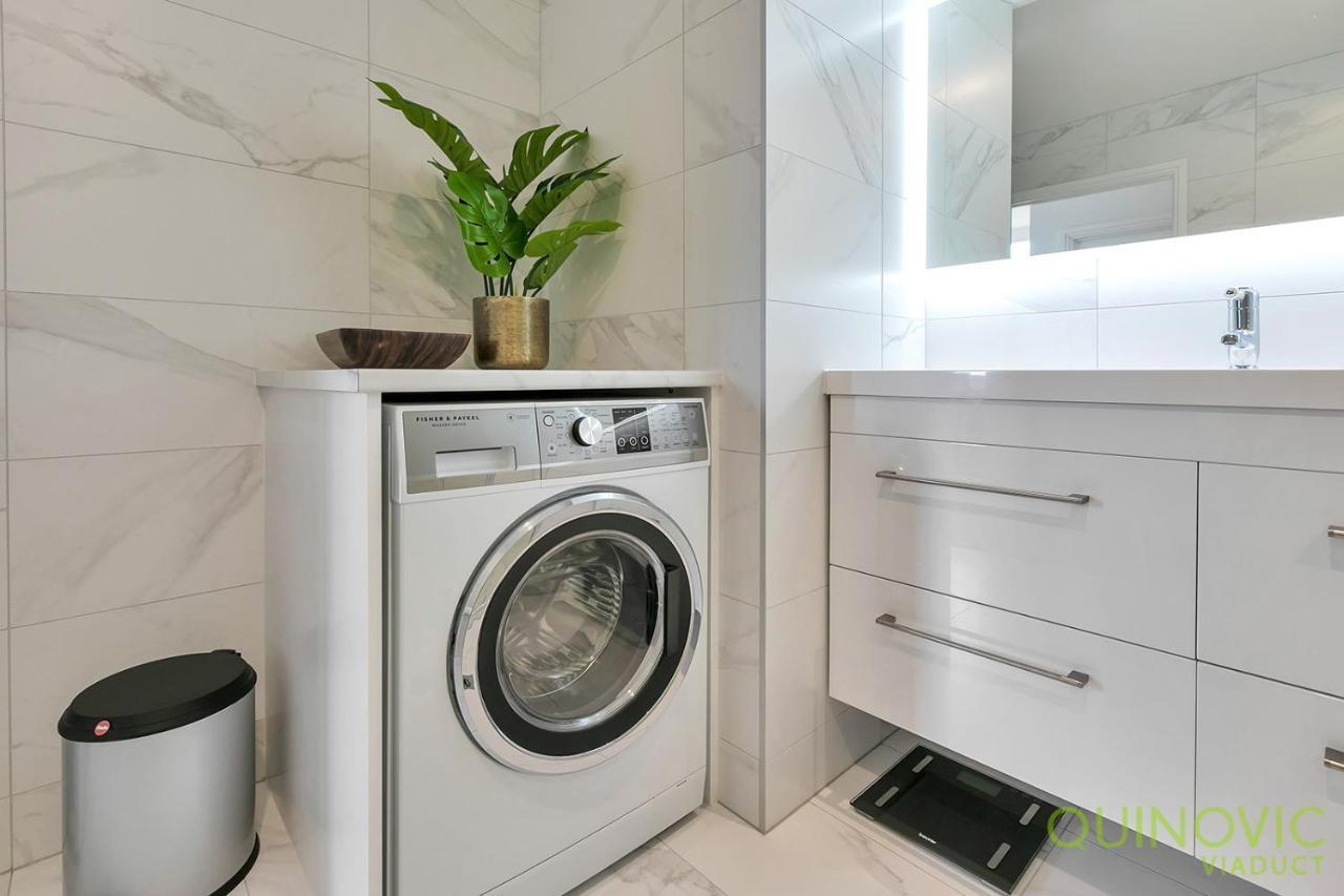 Qv Glamour 2 Bedroom With Carpark - 758 *