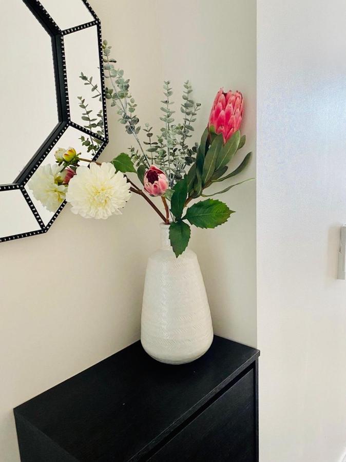 Apartment Princes Wharf Waterfront - Comfortable Luxury