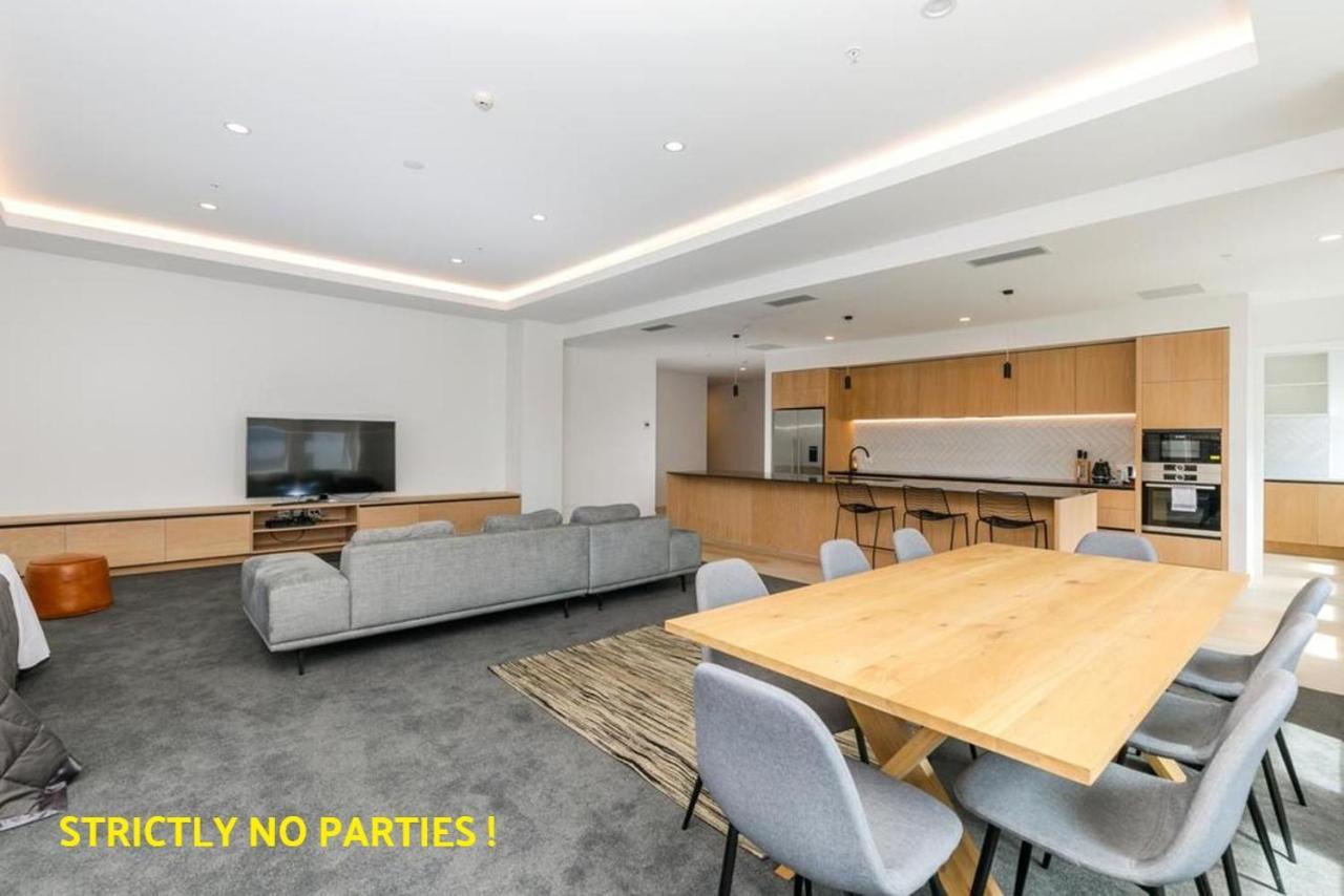 Apartment Acrossia
