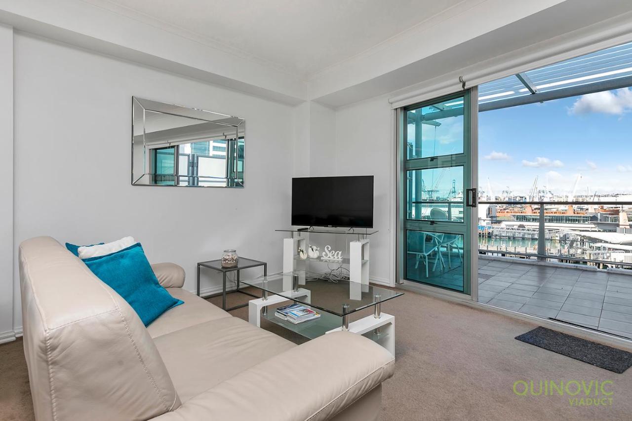 Apartment Qv Princes Wharf Waterfront With Balcony - 1030