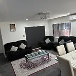 Auckand Holiday In The Golden Circle