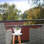 Quality Hotel Lincoln Green