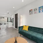 Luxurious House Near Seaside Park