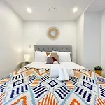 Cityscape Bliss Aircon 1Br Studio Central Living