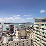 So/ Auckland
