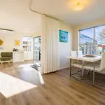 Stunning Two Bedroom House In In Half Moon Bay