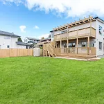 Sunny Villa Glen Eden