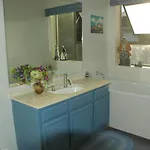Nautical Nook Bed And Breakfast