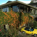 Nautical Nook Bed And Breakfast