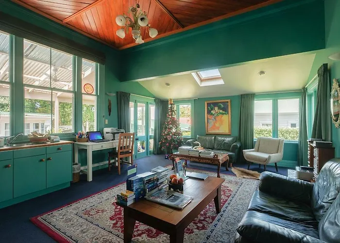 The Great Ponsonby Bed & Breakfast