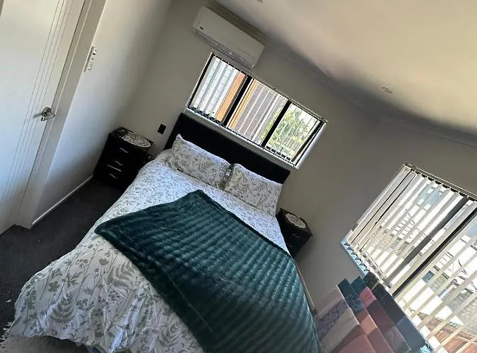 Auckand Holiday In The Golden Circle