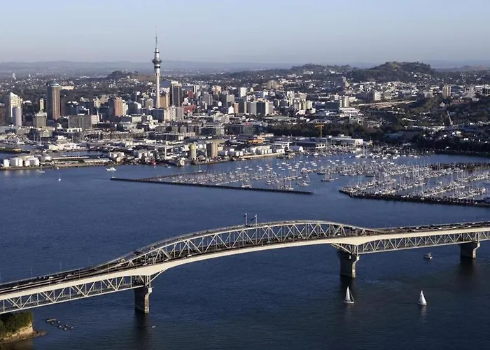 Base Auckland