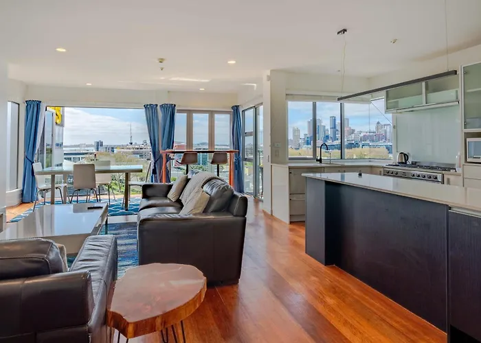 Split Level 125Sqm Sub Penthouse