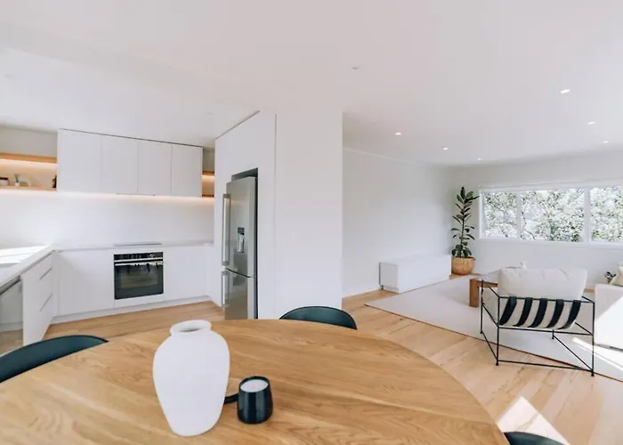 The Devonport Retreat