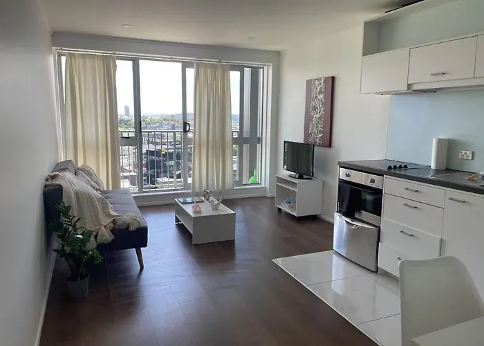 Aura D Two Bedroom Unit Harborview Balcony Wifi Easy Parking