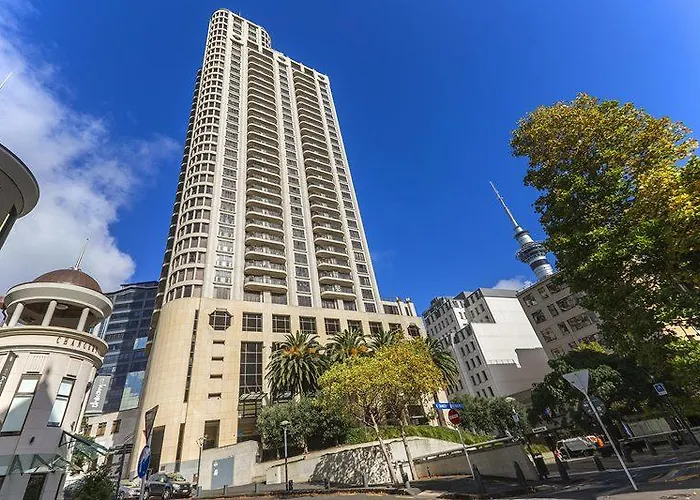Metropolis 1 Bedroom With Parking