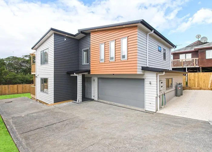 Sunny Villa Glen Eden