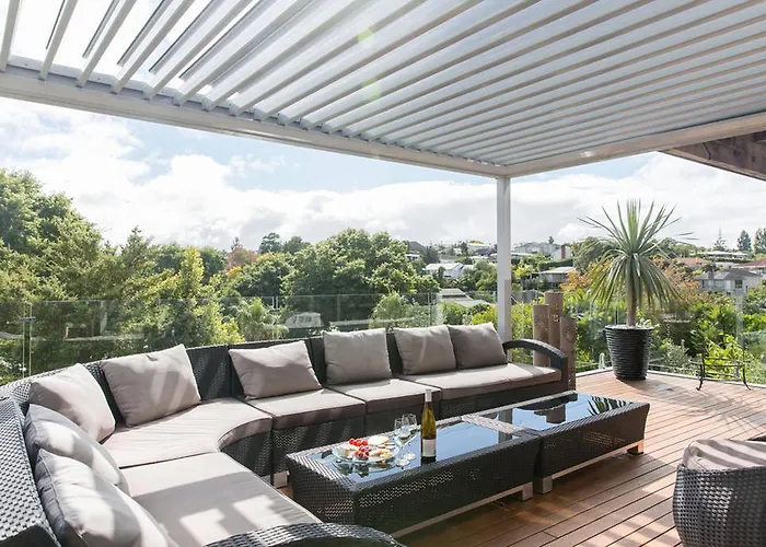 Kohimarama Beach Oasis