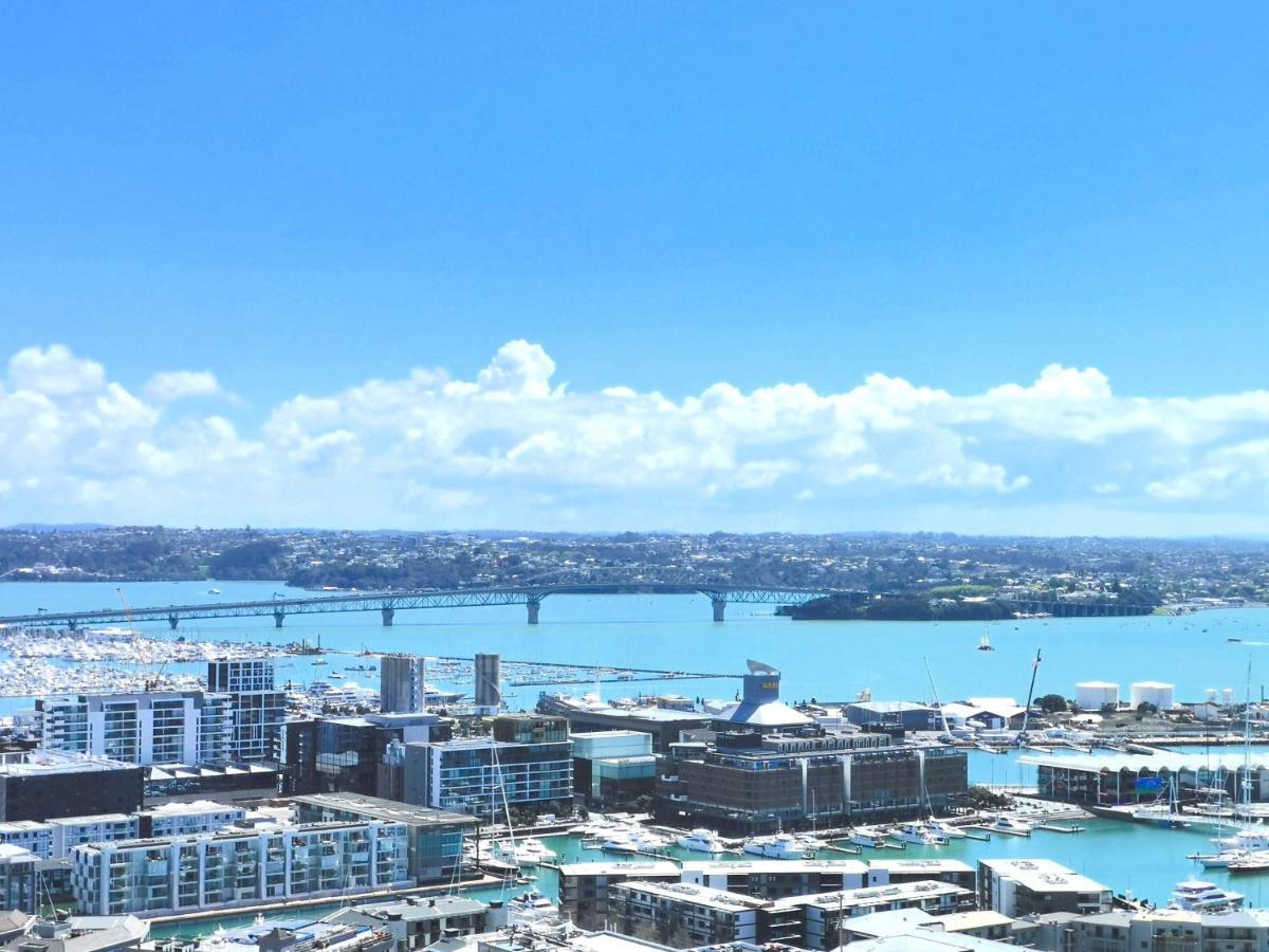 180 Degrees Seaview And Harbor View 2 Bedroom Apt *
