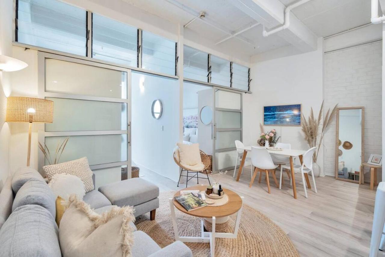 Awesome, Cool Beachy 2br Cbd Gem - Wifi And Netflix Apartment Auckland