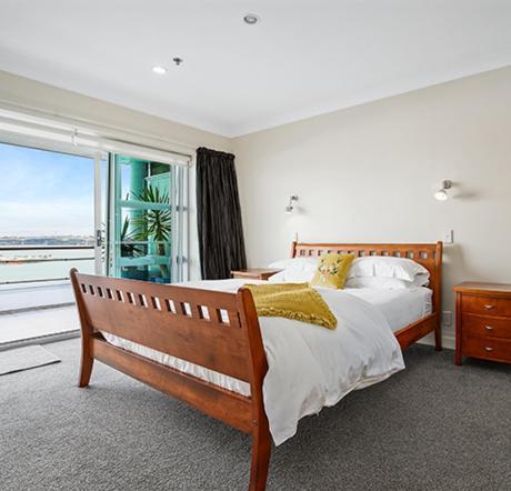 Aparthotel Waterfront Serviced On Prince's Wharf