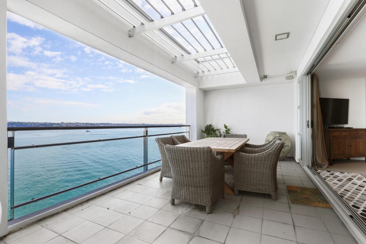 Waterfront Serviced On Prince's Wharf 4*