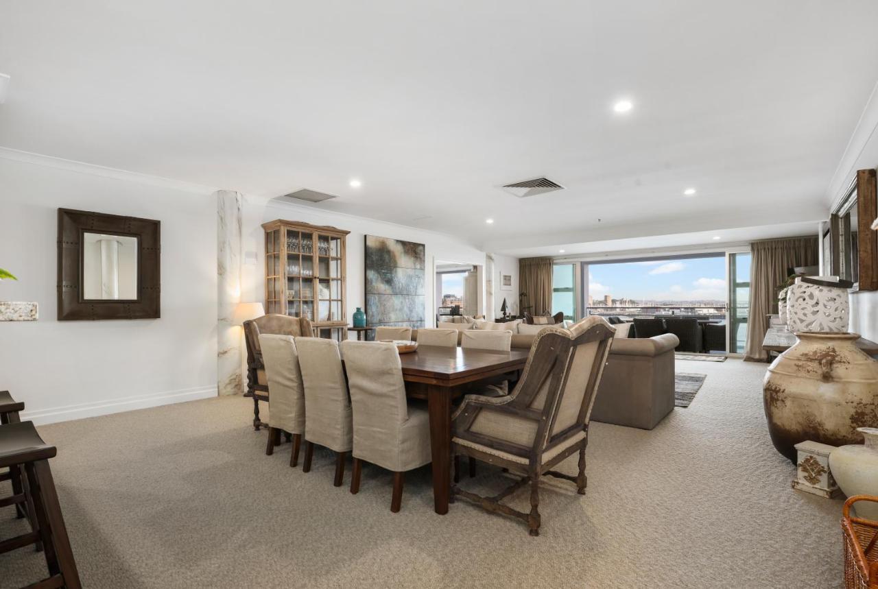 Waterfront Serviced On Prince's Wharf 4*