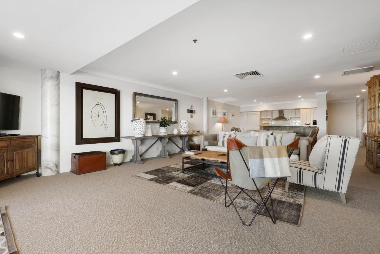 Waterfront Serviced On Prince's Wharf Aparthotel