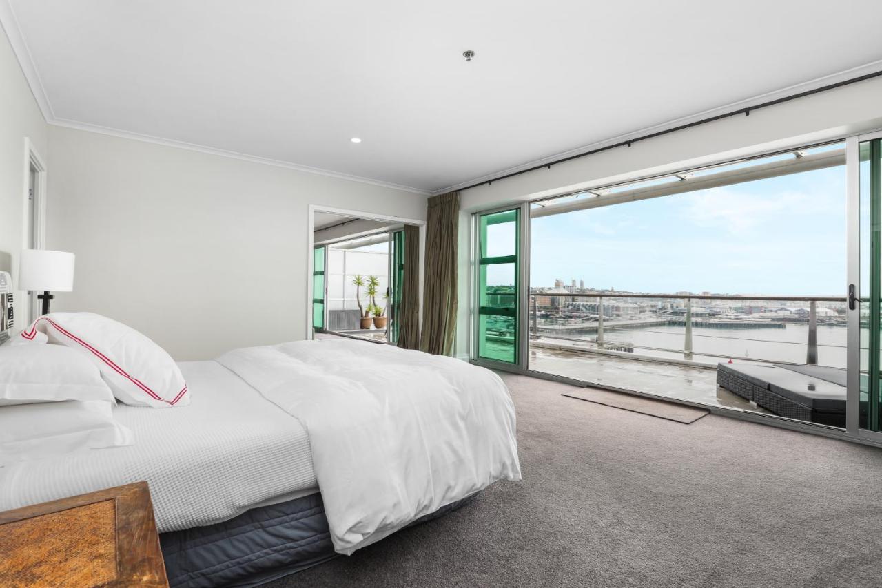 Waterfront Serviced On Prince's Wharf Aparthotel