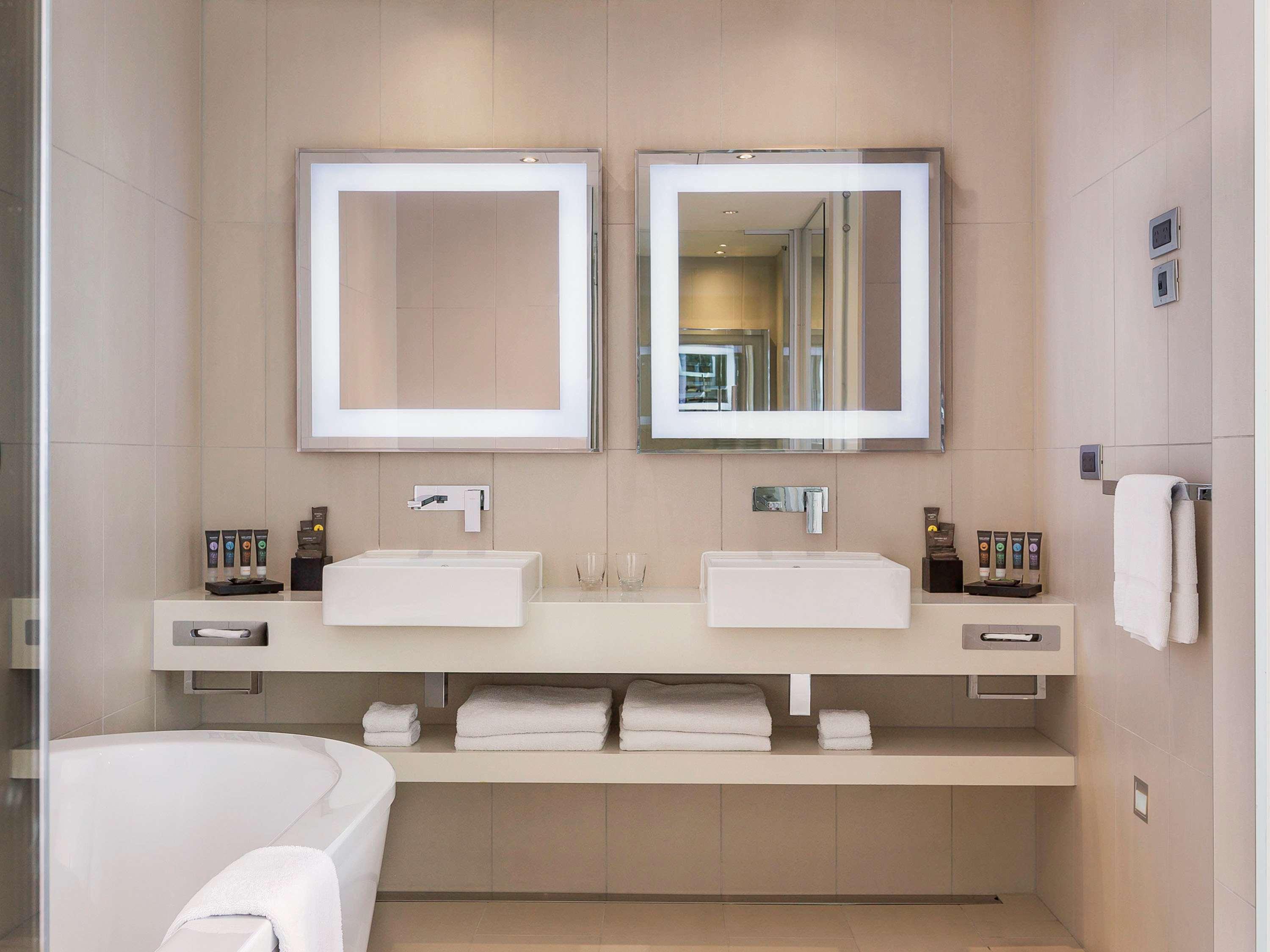 Novotel Airport Hotel