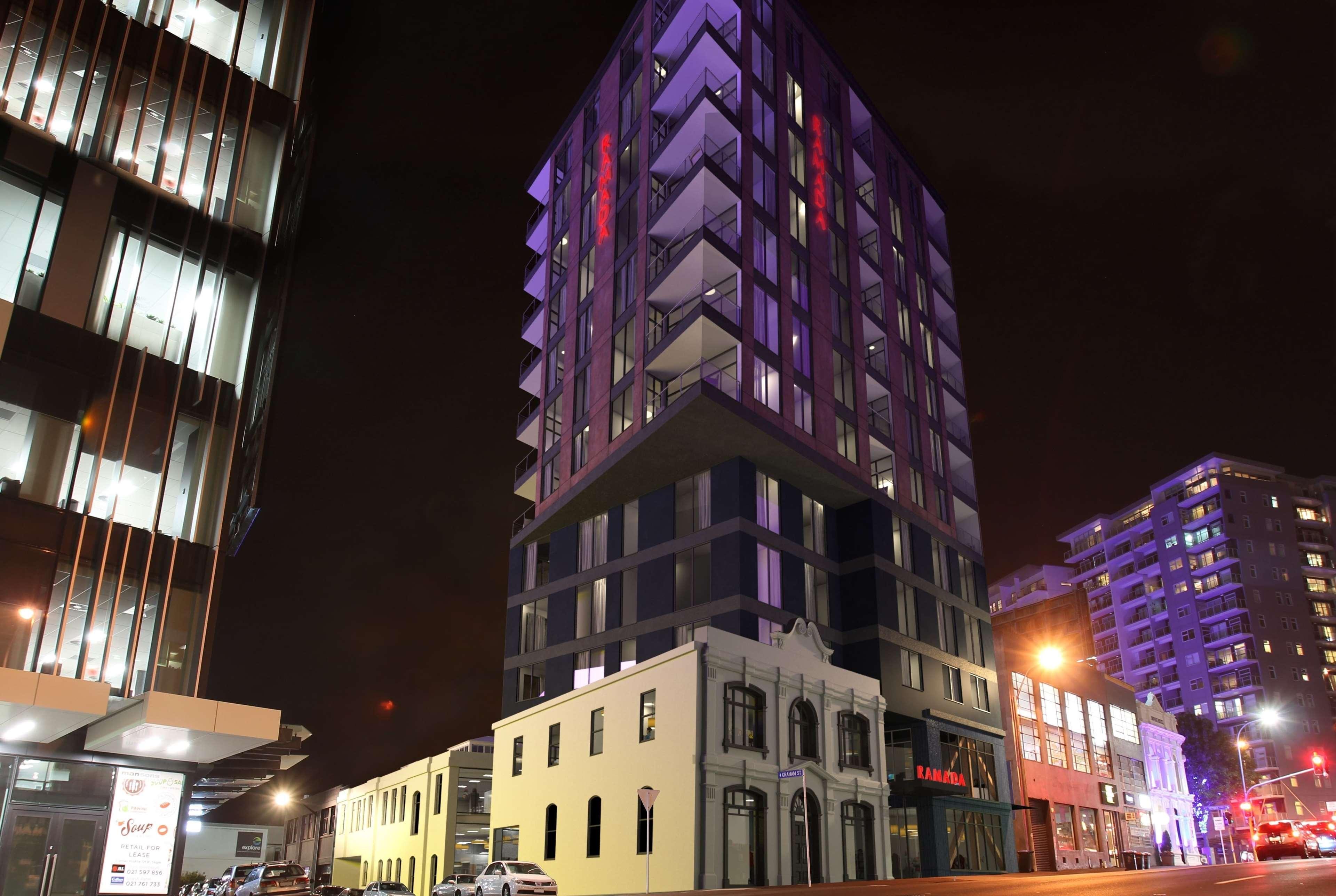 Ramada By Wyndham Victoria Street West