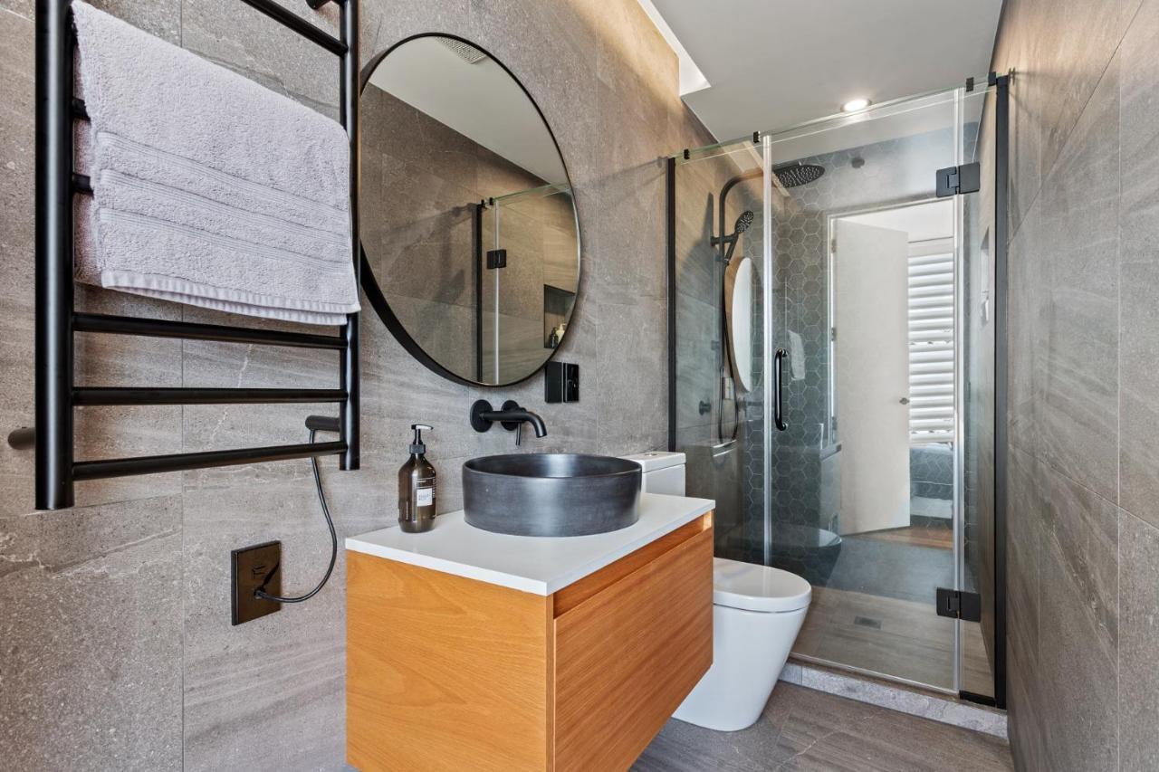 Luxury 2 Bed2bath Penthouse Free Secure Carpark * Auckland