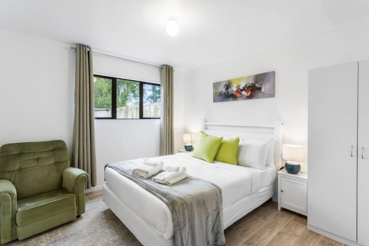 Fusion Modern Escape With Parking And Patio Holiday home *