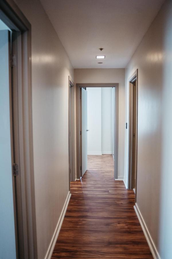 - Hobson St 4*