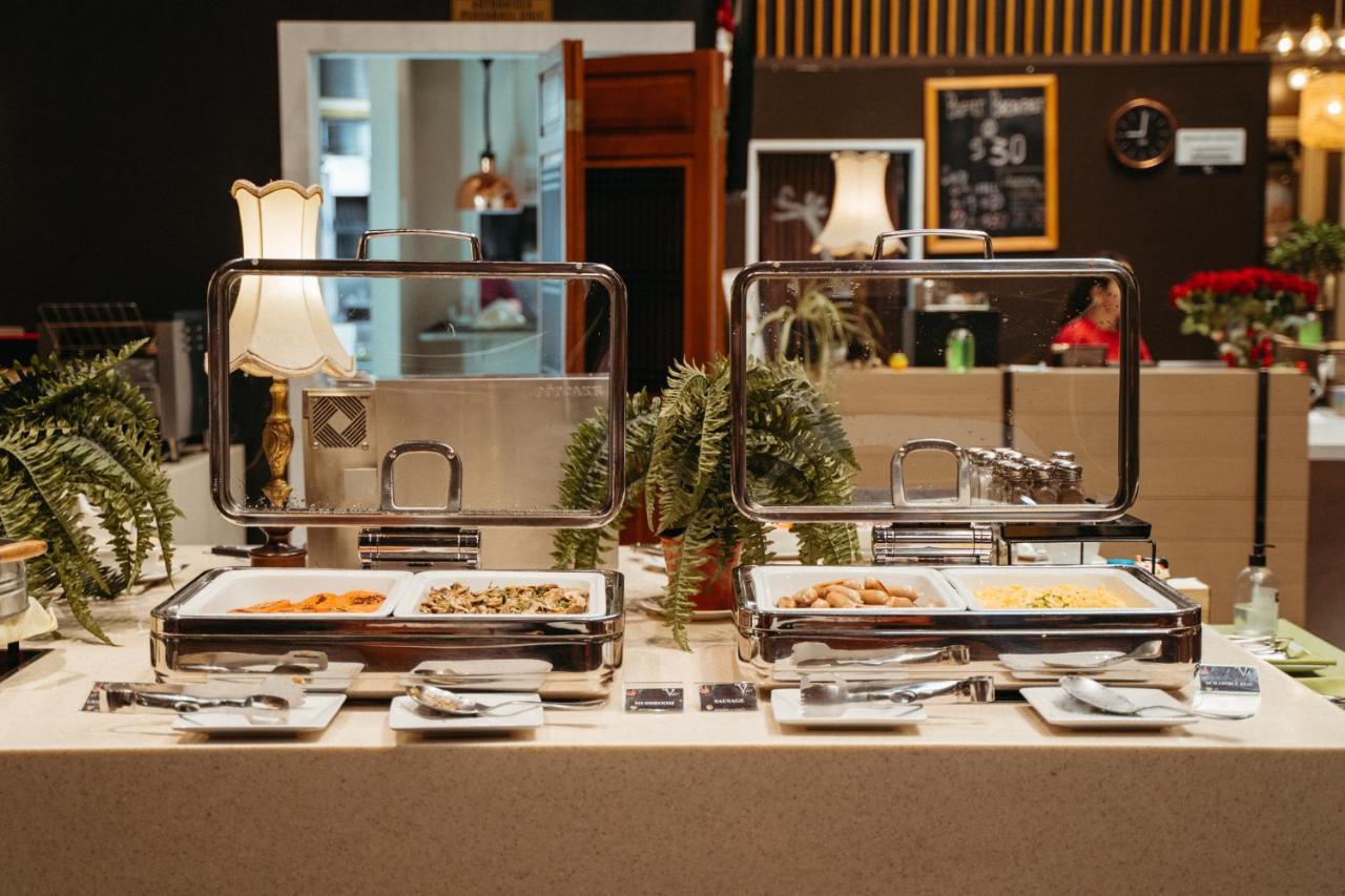 - Hobson St Aparthotel 4*