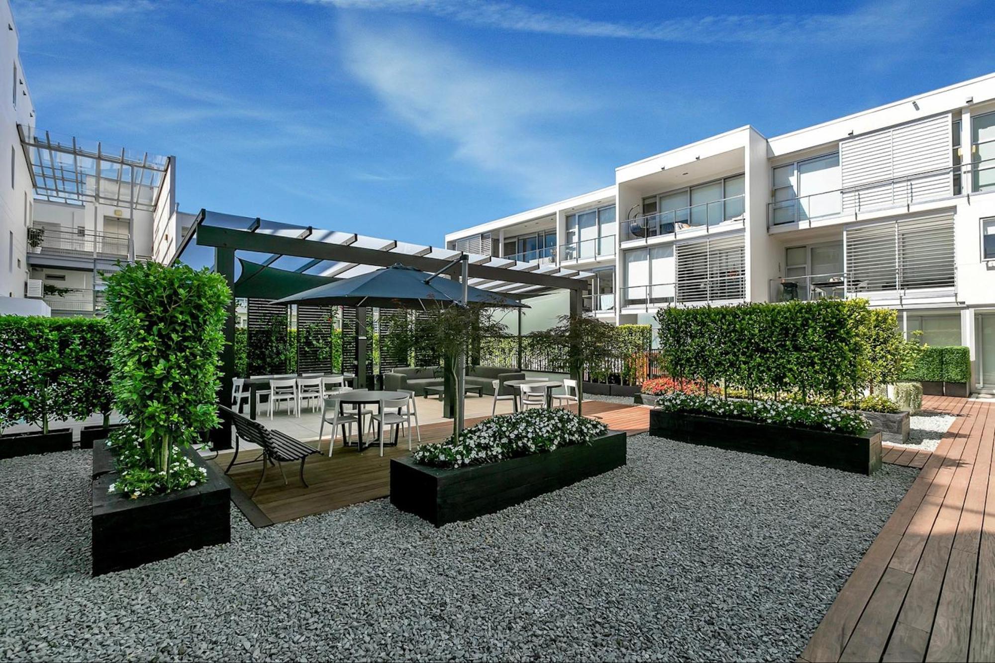 Luxury 2 Bed2bath Penthouse Free Secure Carpark *
