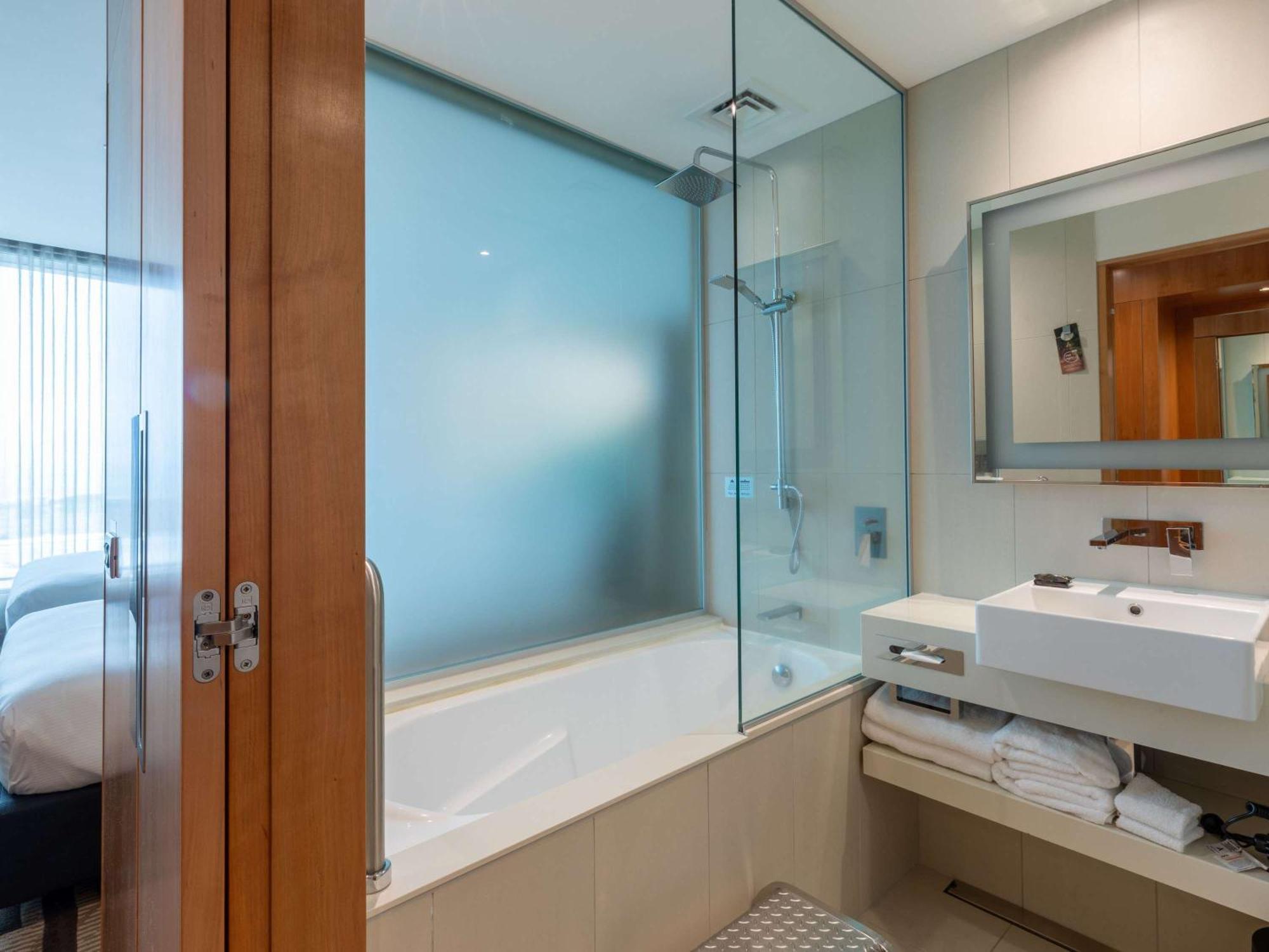 Hotel Novotel Airport 4*