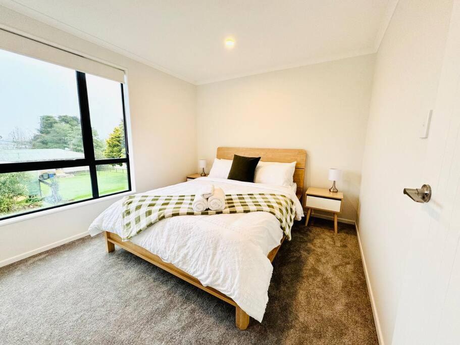 Apartment Henderson - 4-bedrooms Auckland