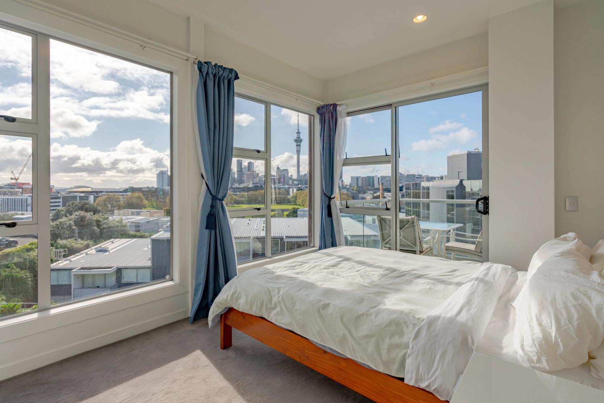 Split Level 125sqm Sub Penthouse *