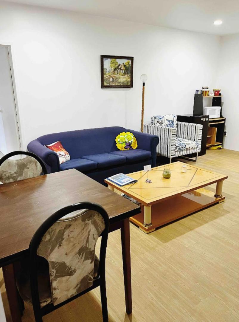 Private Guest Near The Airport 1-4 Guests *