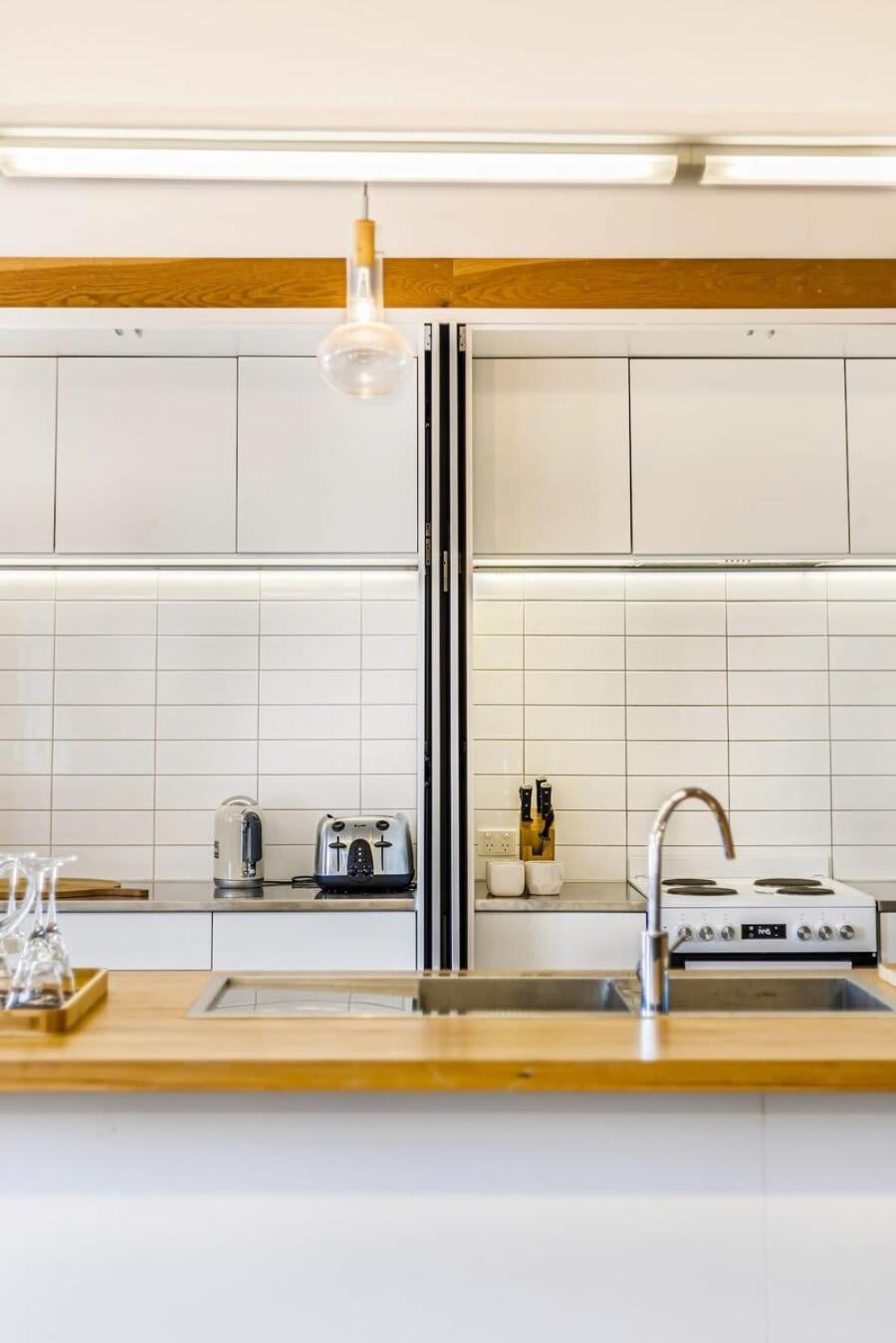 Apartment Spacious In The Heart Of K Road- Shared Apartment! Auckland