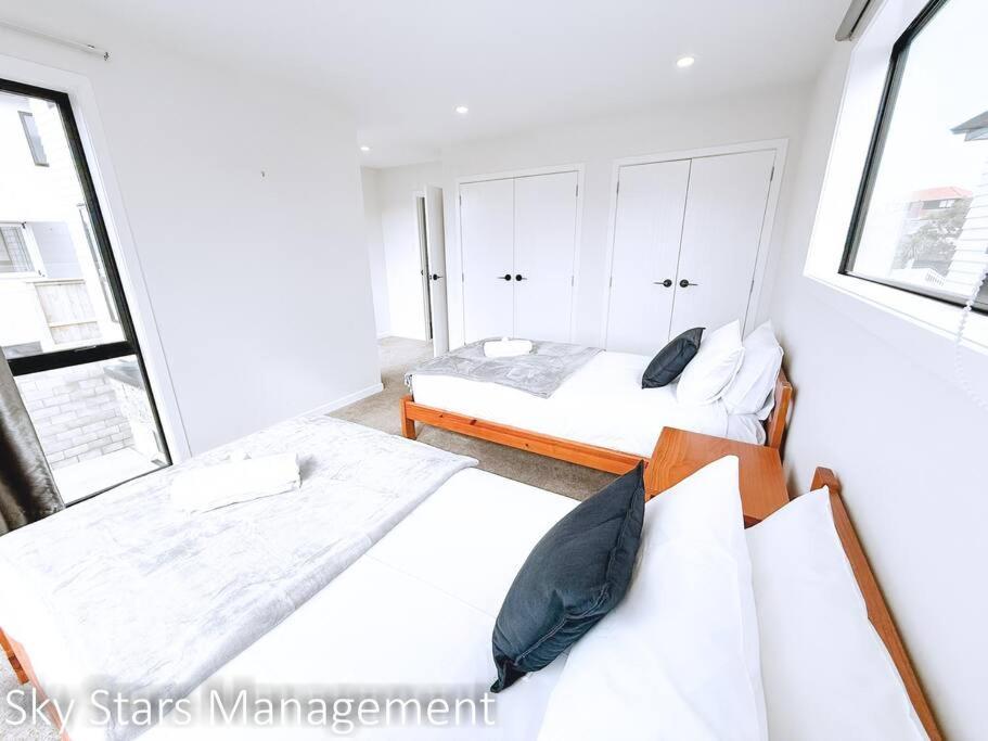Villa Hot Deal! Stunning Modern House In Ellerslie