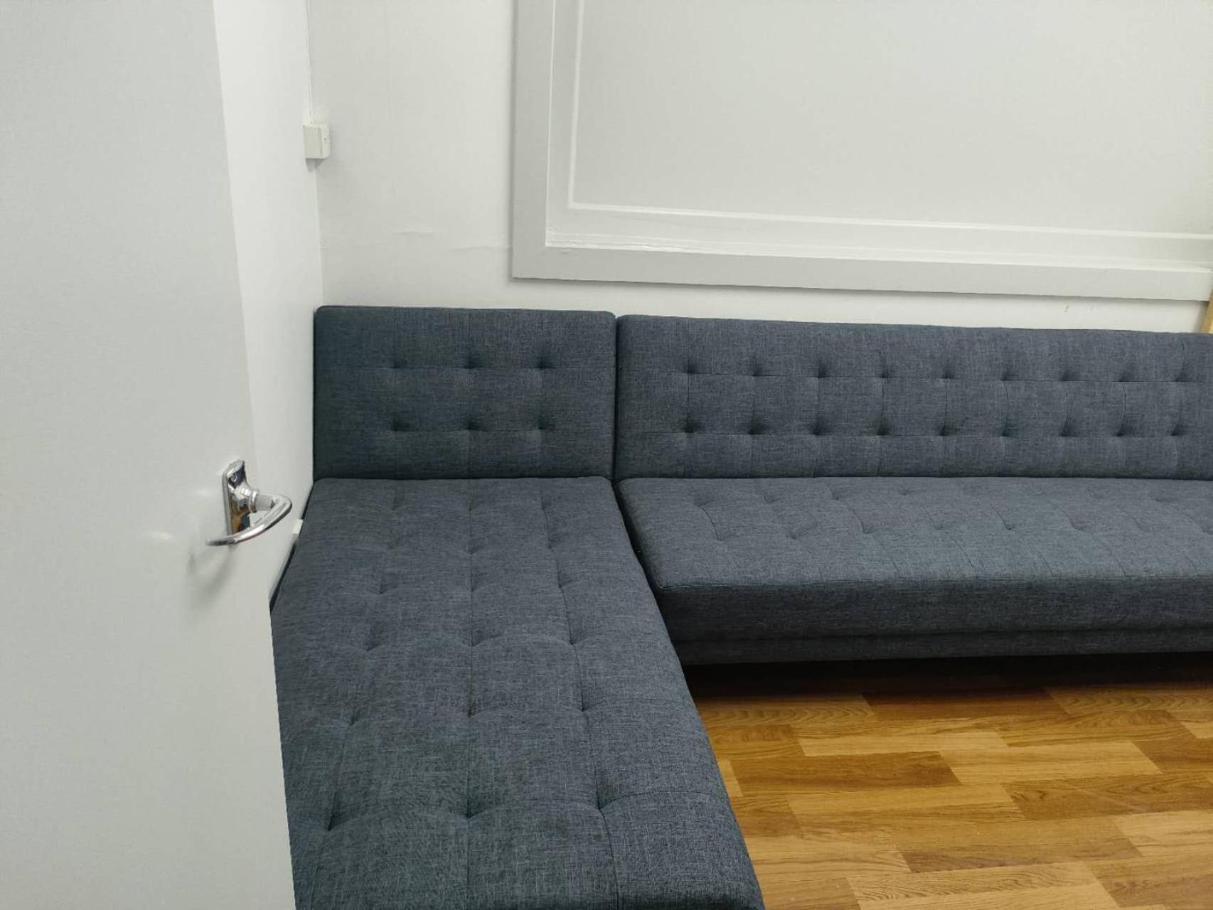 5 Beds Including 1 Double Bed, 2 Single Beds, 2 Double Sofa Beds, 4, 37 Totara Avenue, New Lynn Auckland