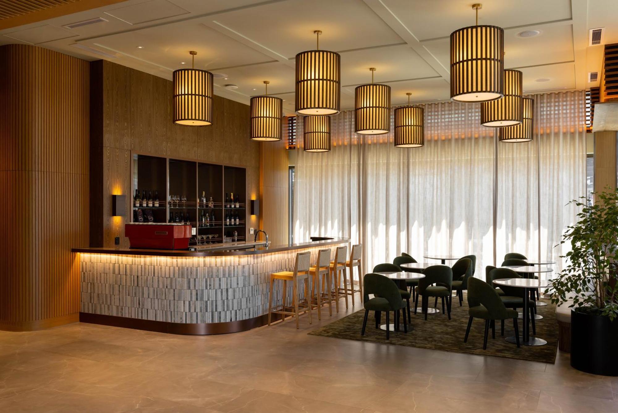 Maxim - Hotel Auckland